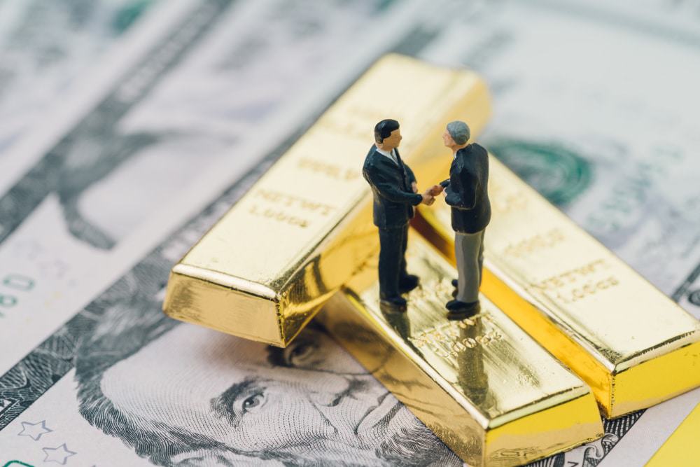 Sell your gold and silver to Gold Alliance for the best prices when liquidating precious metals in your Gold or Silver IRA.